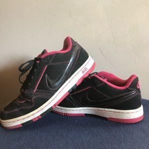 Women’s Nike Sneakers